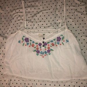 Embroidered floral pacsun crop top